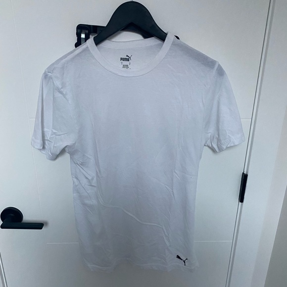 Puma size small men’s t-shirt - Picture 1 of 3
